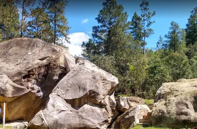 La Piedra Letrada Constanza